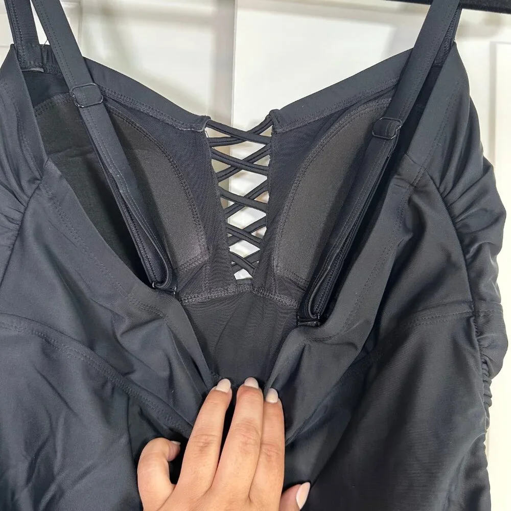 Torrid Wireless Lattice Ruched Black One-Piece Swimsuit 1X